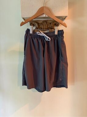 Free Fly Apparel Gray Elastic-Waist Kids Shorts